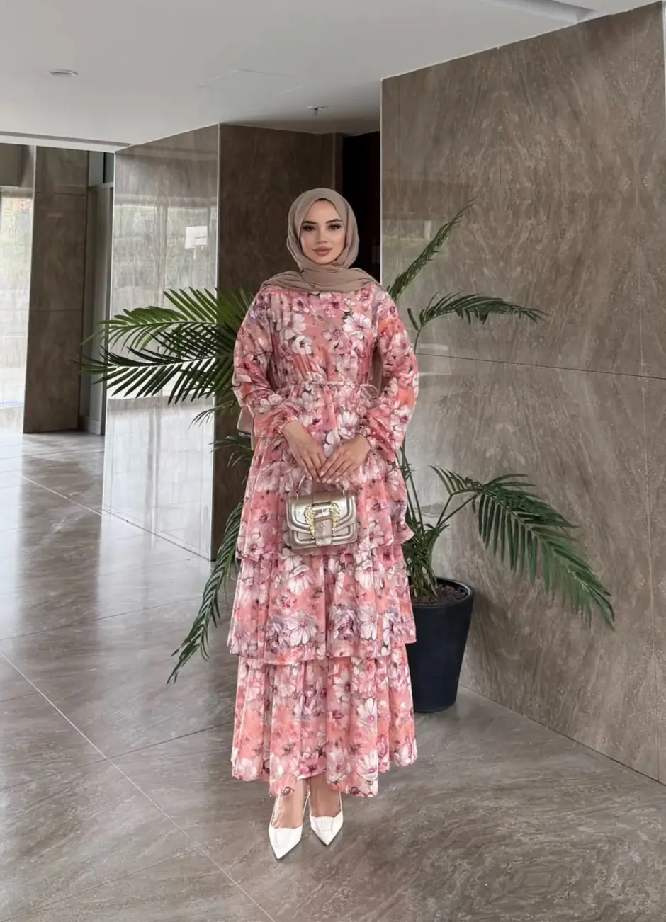 Desenli Kat Kat Elbise