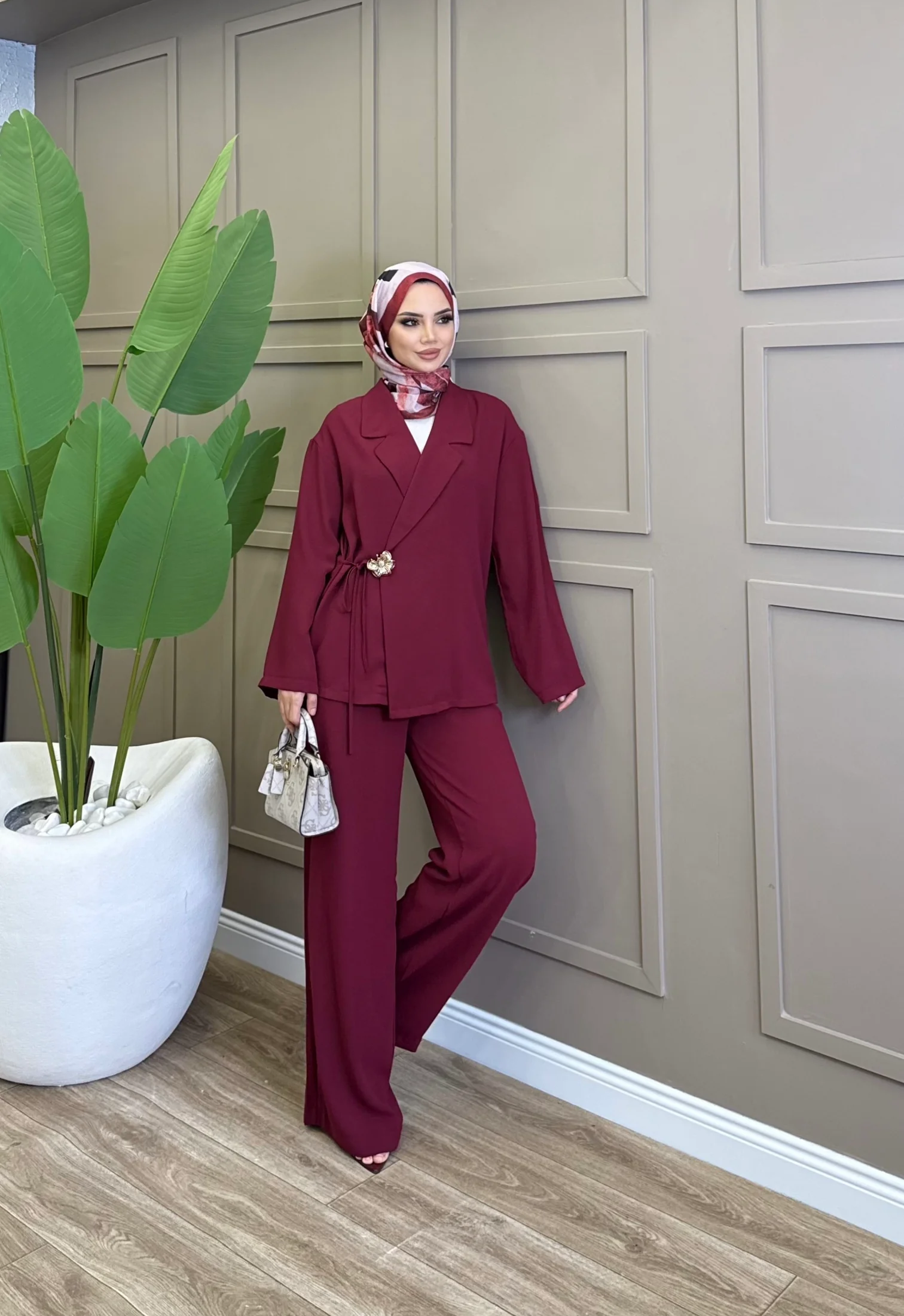 Krep Düğme Detaylı Takım - 3